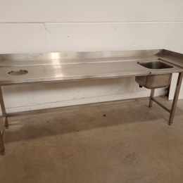 table entree sortie machine Lave-vaisselle avec évier et trou de dégagement